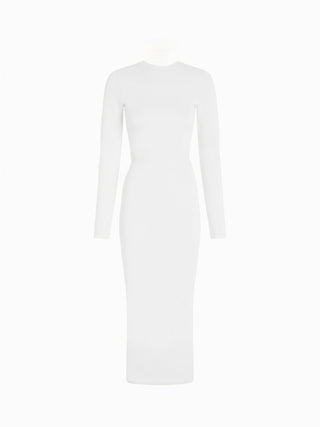 "Éldon & Co London: Classic White Long-Sleeve Knit Dress"