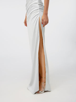 Éldon & Co London: Elegant White Ruched Gown